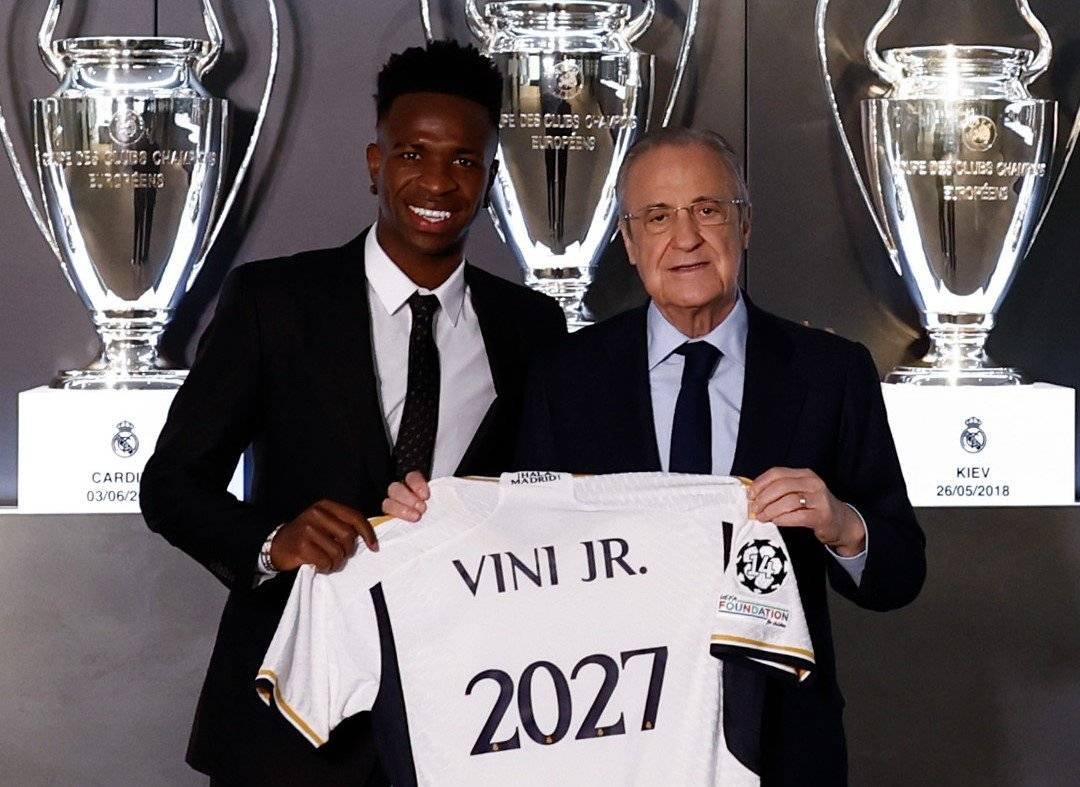 Vinicius Jr will continue with Real Madrid until 2027. (Real Madrid).